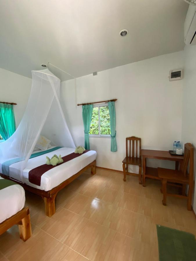 Khaosok Bamboo Huts Resort Khao Sok National Park Extérieur photo